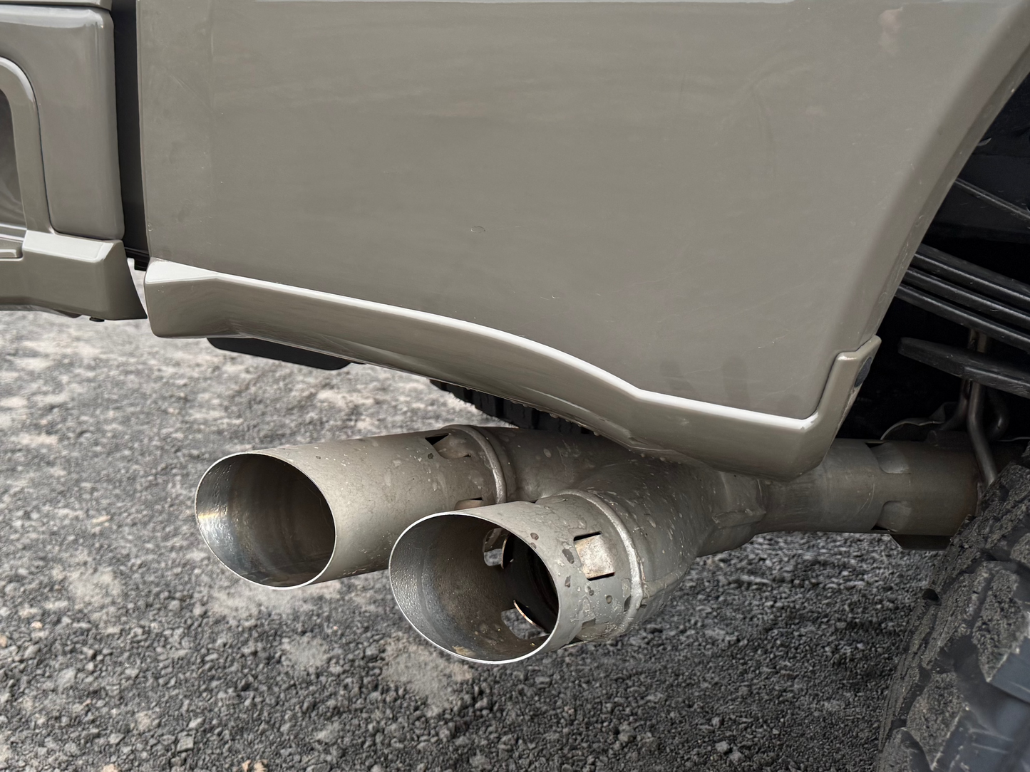 Painted '23-'26 Super Duty Bed Rocker Plastics - Precision Retrofits