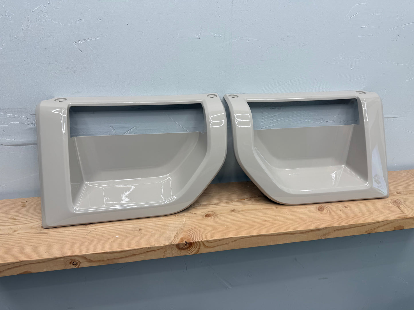 Painted '20 - '26 GMC & Chevy HD Bed Steps